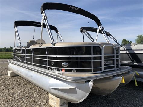 used pontoon boats ohio.